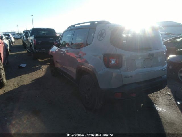 Photo 2 VIN: ZACCJBCB7HPE92924 - JEEP RENEGADE 