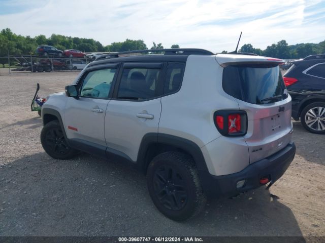 Photo 2 VIN: ZACCJBCB7JPH01746 - JEEP RENEGADE 