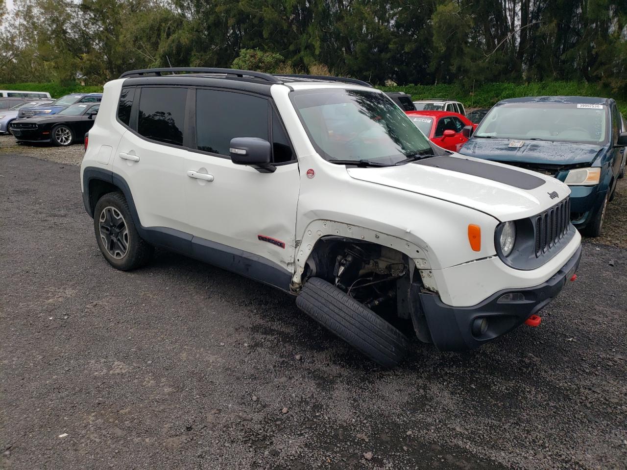 Photo 3 VIN: ZACCJBCB8HPE48379 - JEEP RENEGADE 