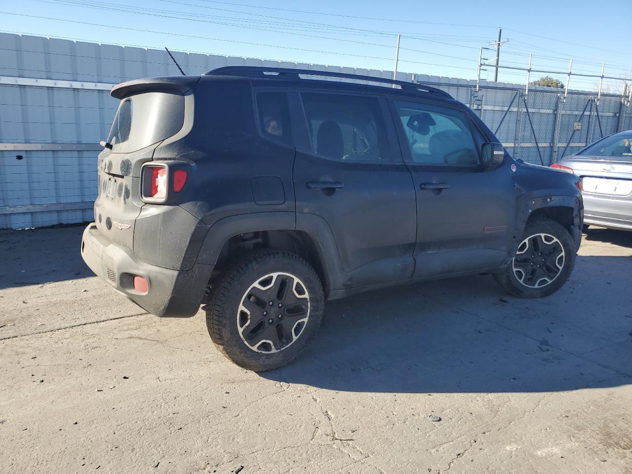 Photo 2 VIN: ZACCJBCB8HPE99574 - JEEP RENEGADE 