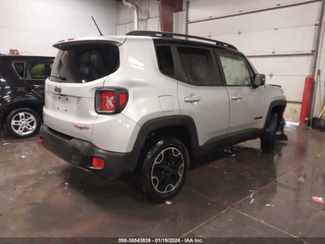 Photo 3 VIN: ZACCJBCB8HPG29658 - JEEP RENEGADE 