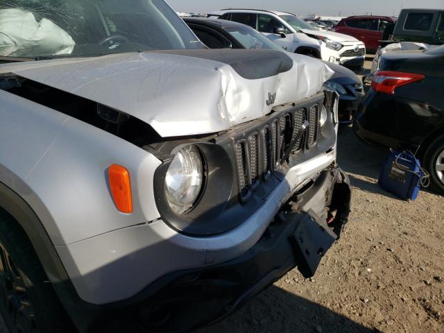 Photo 8 VIN: ZACCJBCB8JPH23898 - JEEP RENEGADE 