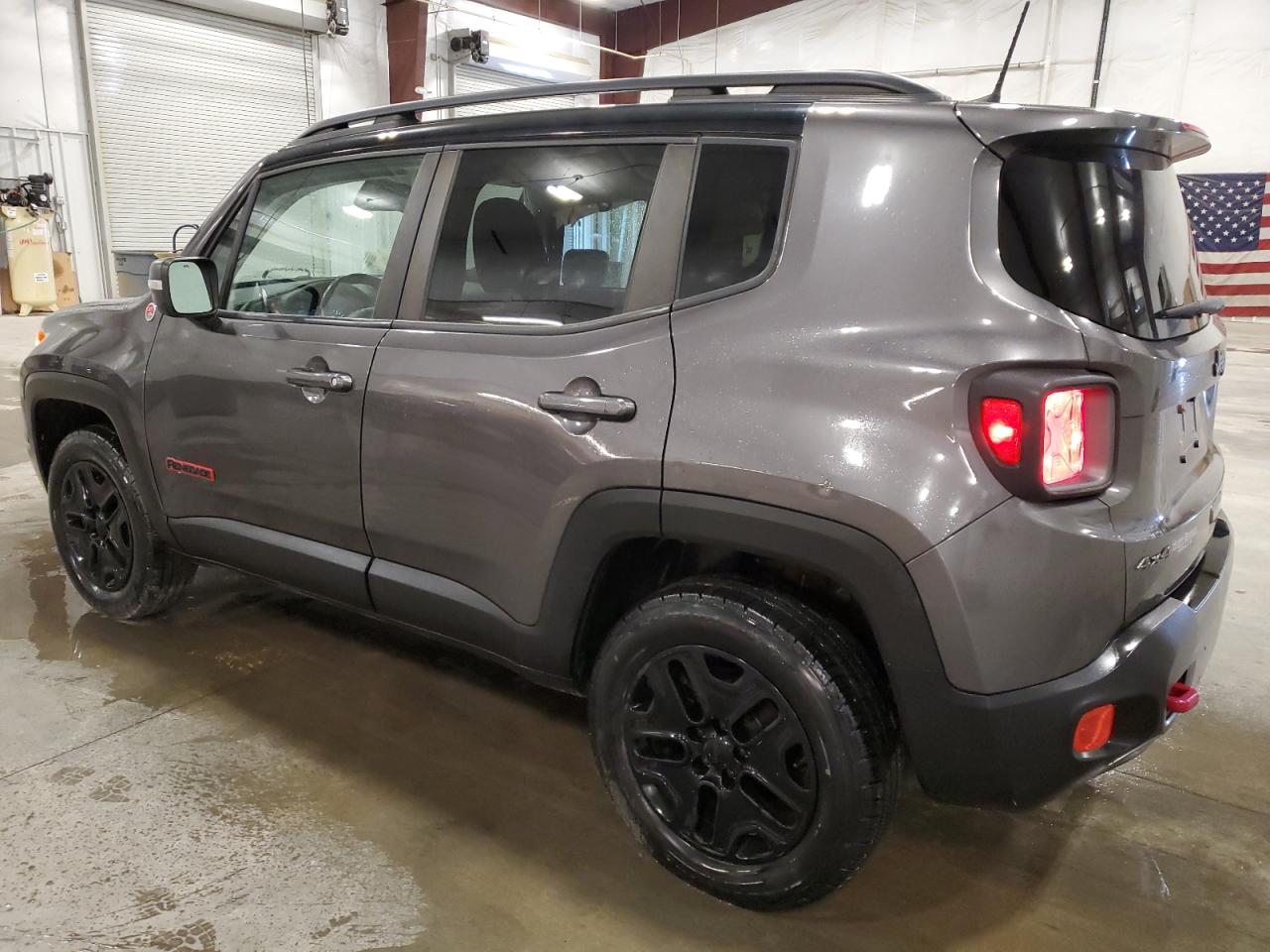 Photo 1 VIN: ZACCJBCB8JPJ17255 - JEEP RENEGADE 