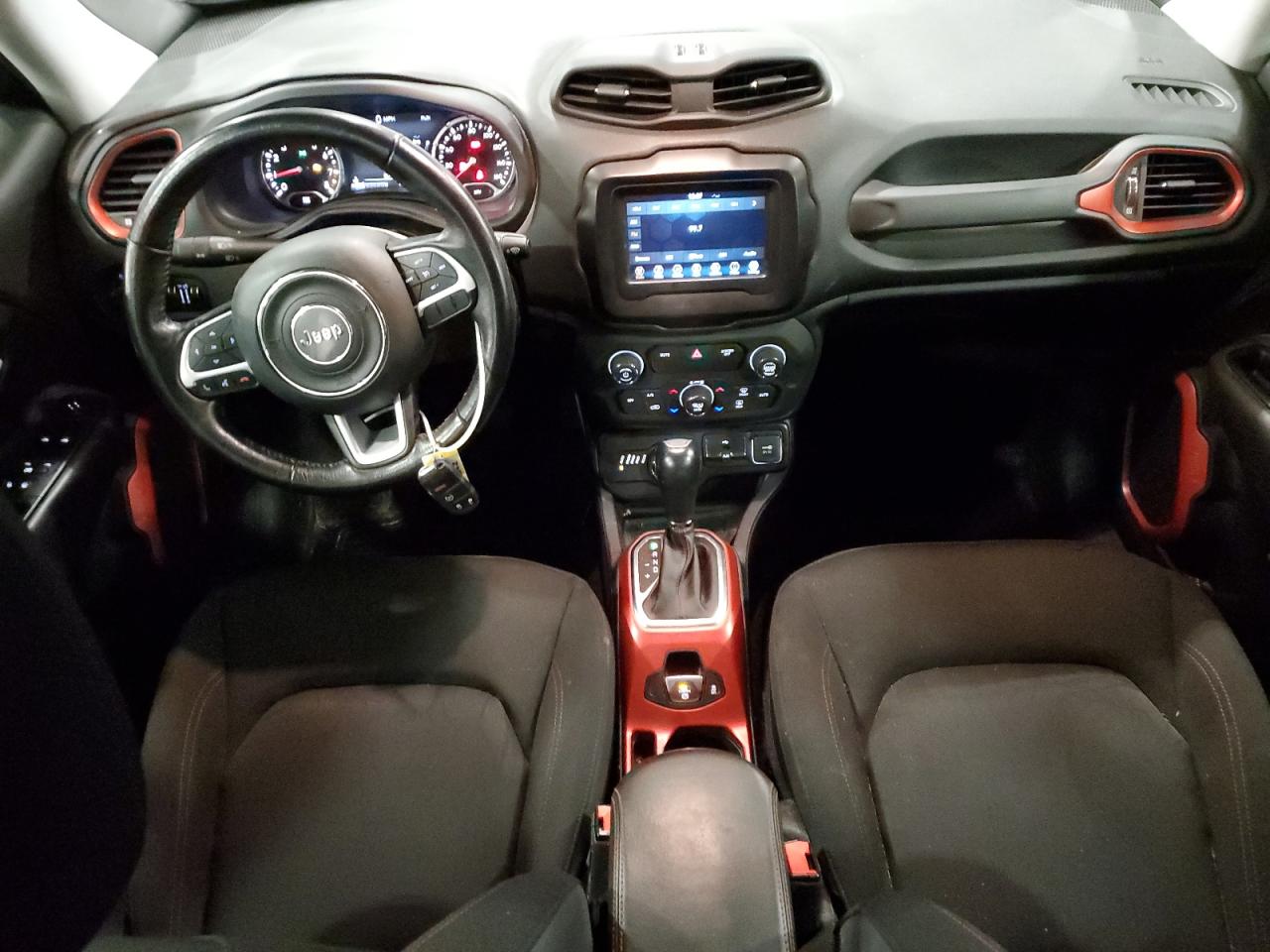 Photo 7 VIN: ZACCJBCB8JPJ17255 - JEEP RENEGADE 