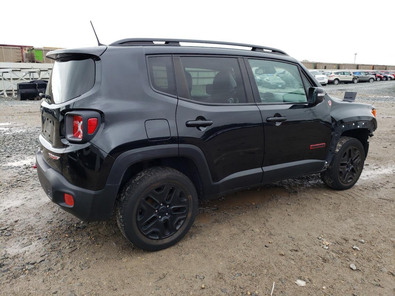 Photo 2 VIN: ZACCJBCB9JPH18354 - JEEP RENEGADE 