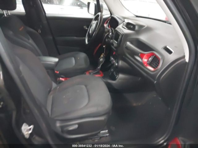 Photo 4 VIN: ZACCJBCBXHPE55866 - JEEP RENEGADE 