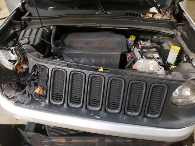 Photo 6 VIN: ZACCJBCT0FPB55303 - JEEP RENEGADE 