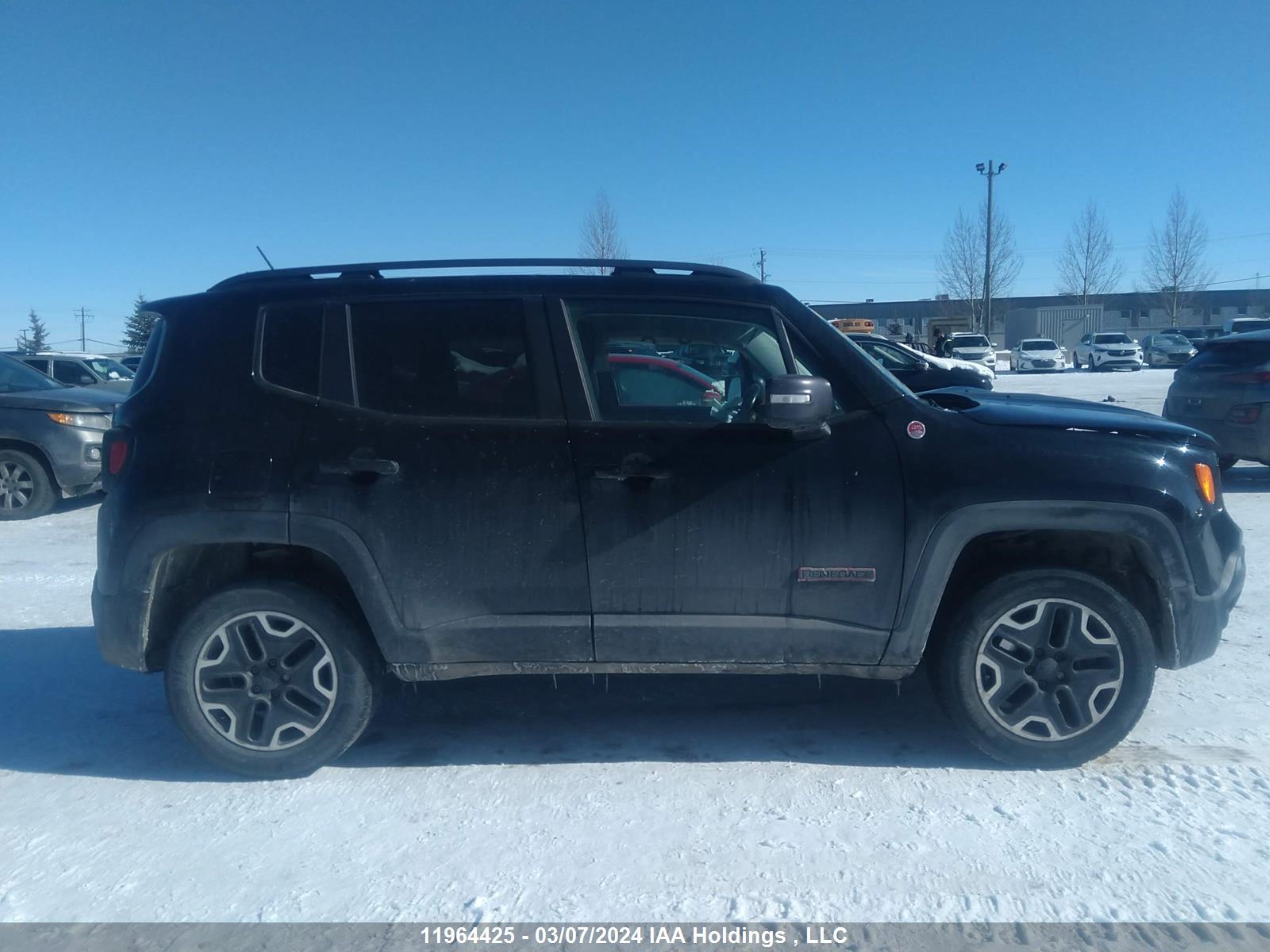 Photo 12 VIN: ZACCJBCT0FPB74010 - JEEP RENEGADE 