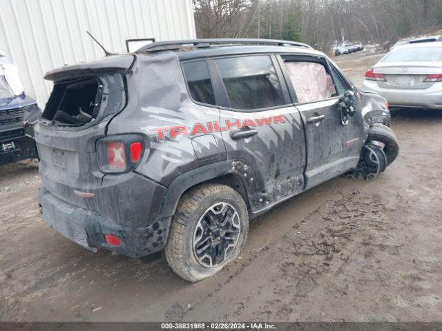 Photo 3 VIN: ZACCJBCT0GPD64158 - JEEP RENEGADE 