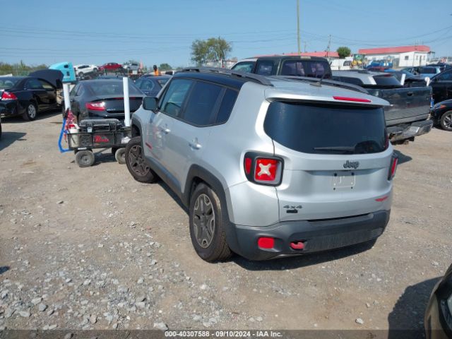 Photo 2 VIN: ZACCJBCT4FPB30345 - JEEP RENEGADE 