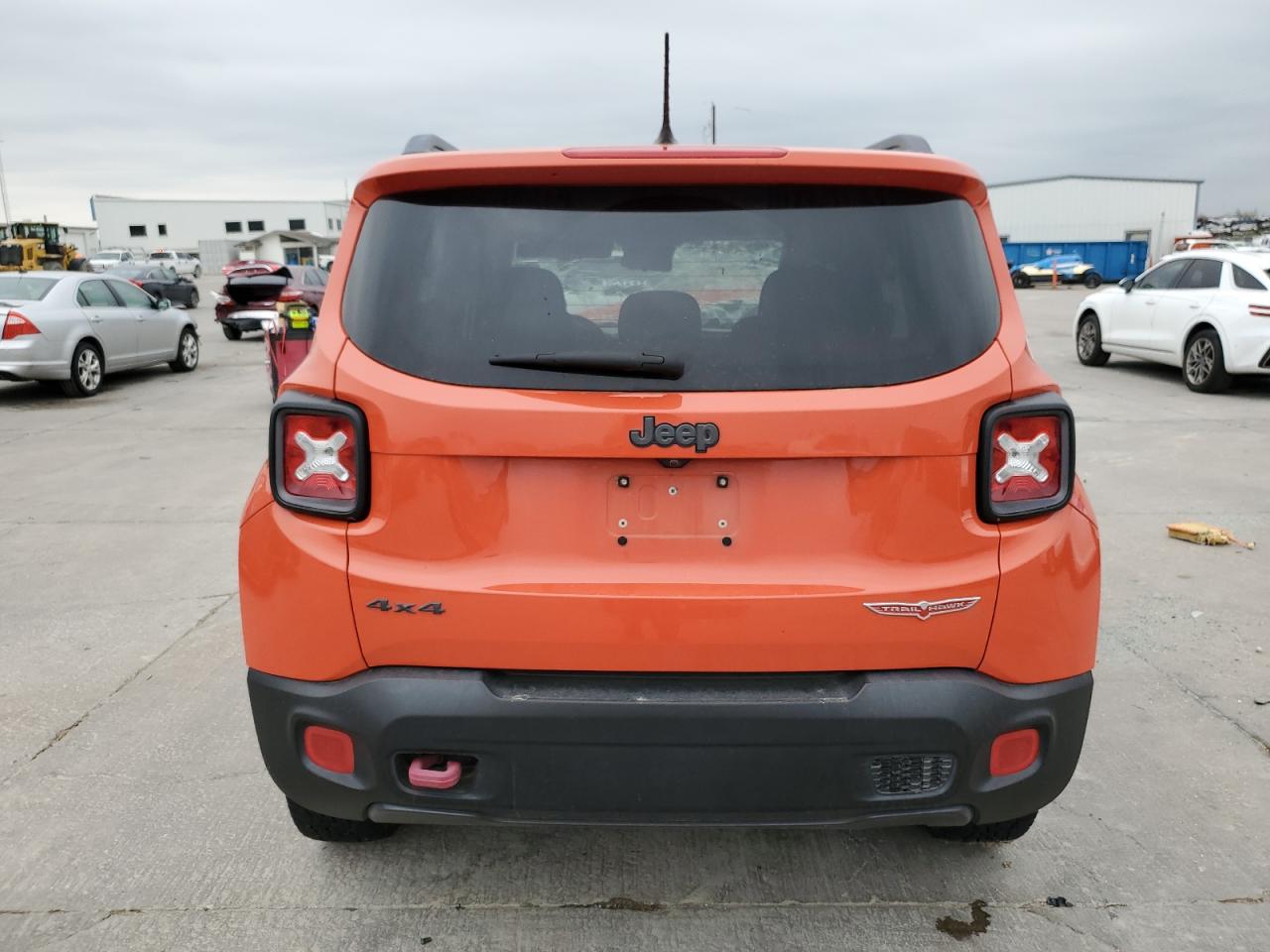 Photo 5 VIN: ZACCJBCT5FPB88173 - JEEP RENEGADE 