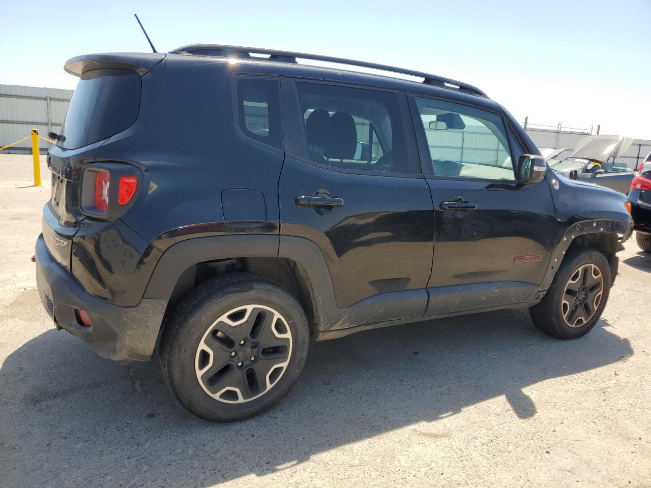 Photo 2 VIN: ZACCJBCT5GPE19476 - JEEP RENEGADE 