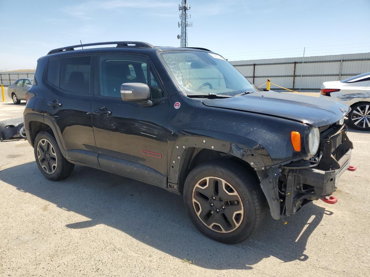 Photo 3 VIN: ZACCJBCT5GPE19476 - JEEP RENEGADE 