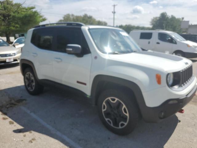 Photo 3 VIN: ZACCJBCT7FPB28394 - JEEP RENEGADE T 