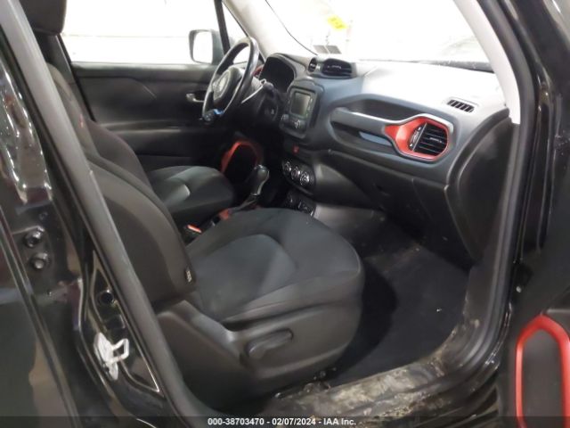 Photo 4 VIN: ZACCJBCT7FPC31377 - JEEP RENEGADE 