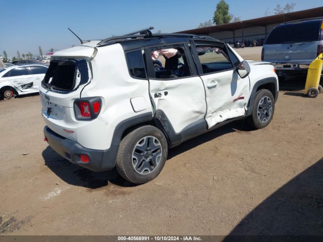 Photo 3 VIN: ZACCJBCT7GPD80423 - JEEP RENEGADE 