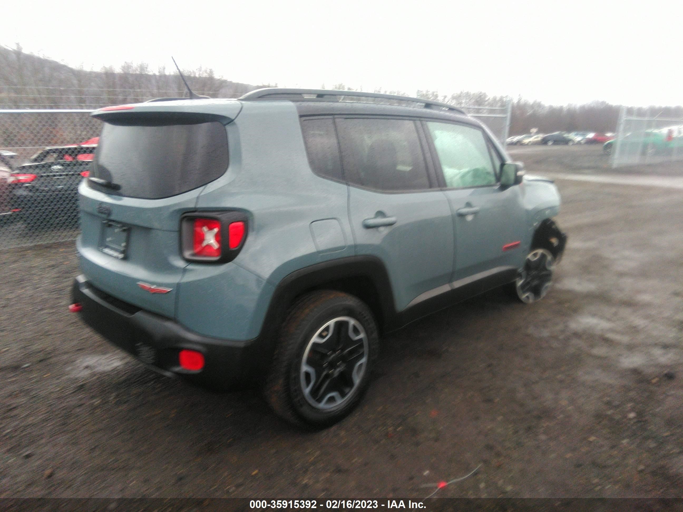 Photo 3 VIN: ZACCJBCT7GPE29278 - JEEP RENEGADE 