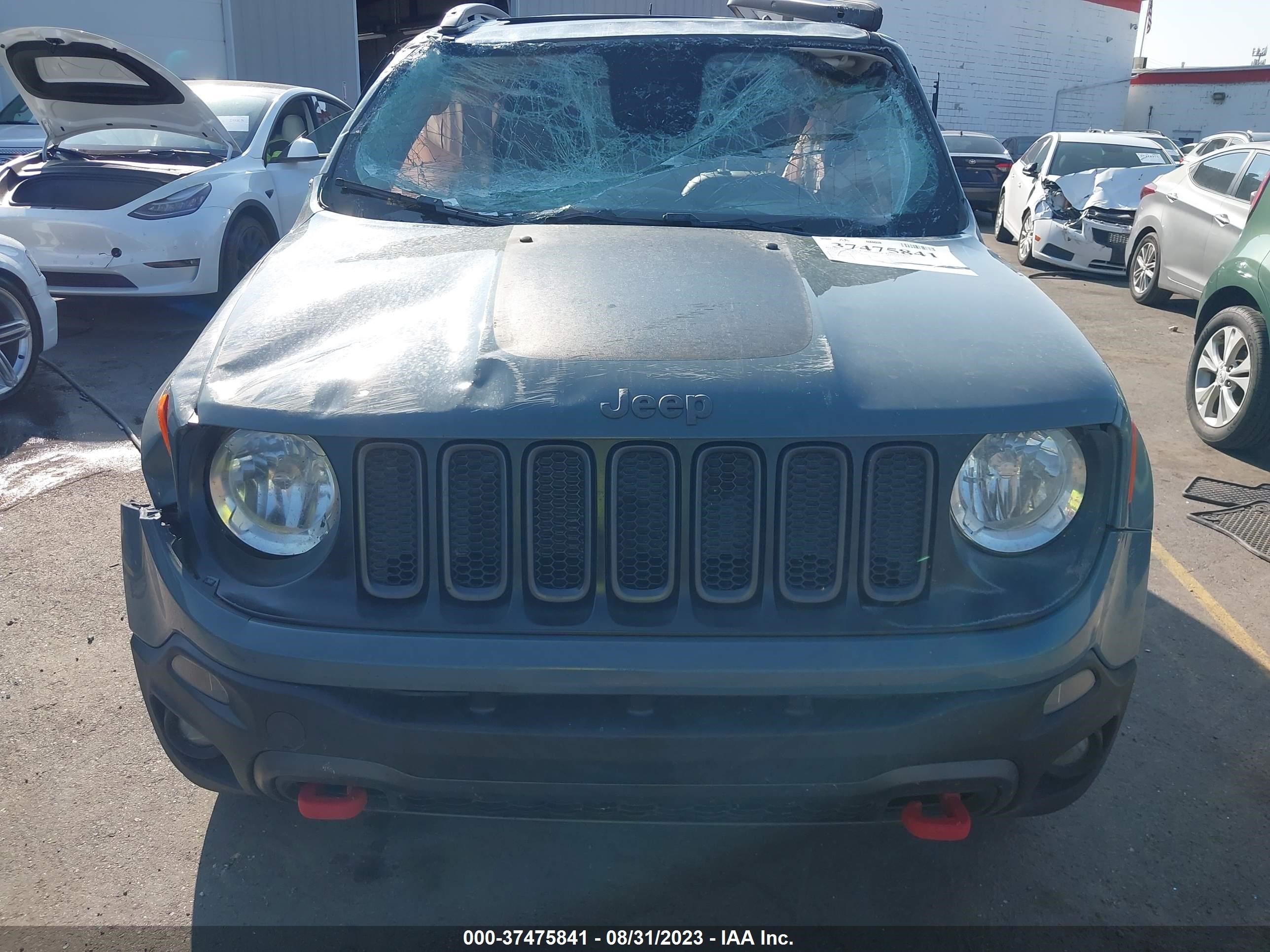 Photo 10 VIN: ZACCJBCT8GPC78306 - JEEP RENEGADE 