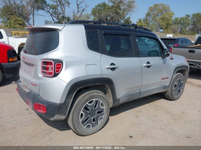 Photo 3 VIN: ZACCJBCT8GPD34082 - JEEP RENEGADE 