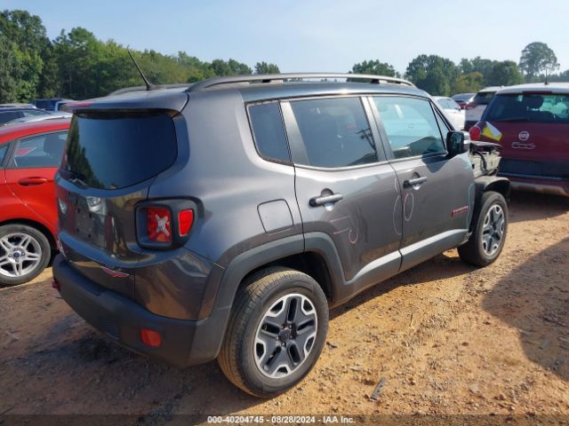 Photo 3 VIN: ZACCJBCT8GPD63677 - JEEP RENEGADE 