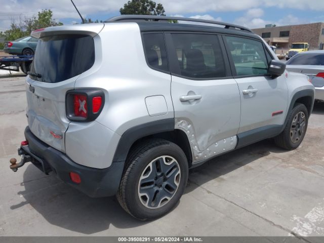 Photo 3 VIN: ZACCJBCT9FPB79847 - JEEP RENEGADE 