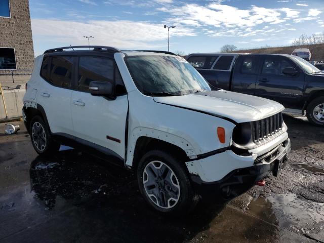 Photo 3 VIN: ZACCJBCT9FPB90704 - JEEP RENEGADE 