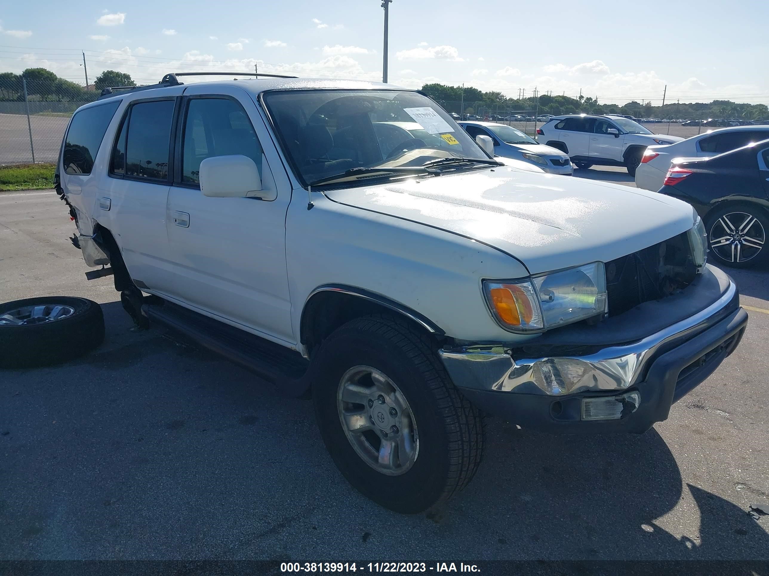 Photo 1 VIN: ZACCJBCT9GPD09868 - JEEP RENEGADE 