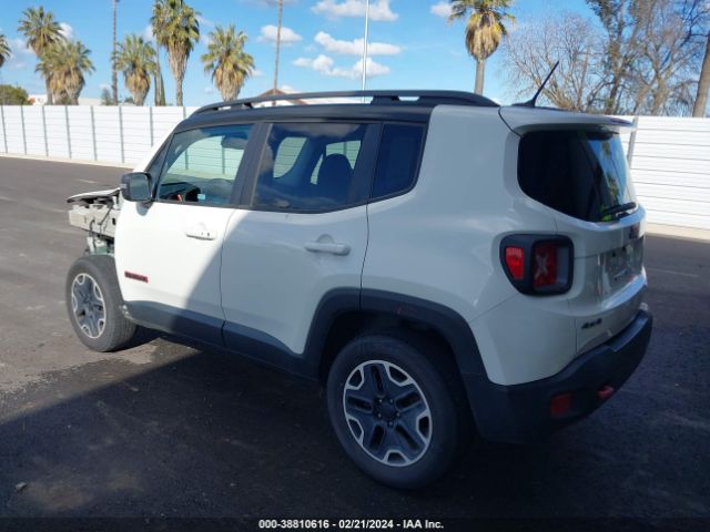 Photo 2 VIN: ZACCJBCTXFPC47380 - JEEP RENEGADE 