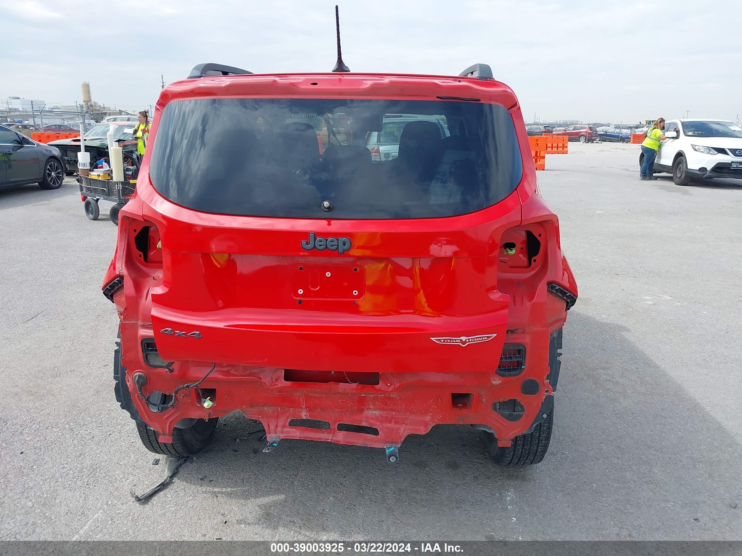 Photo 15 VIN: ZACCJBCTXGPC49244 - JEEP RENEGADE 