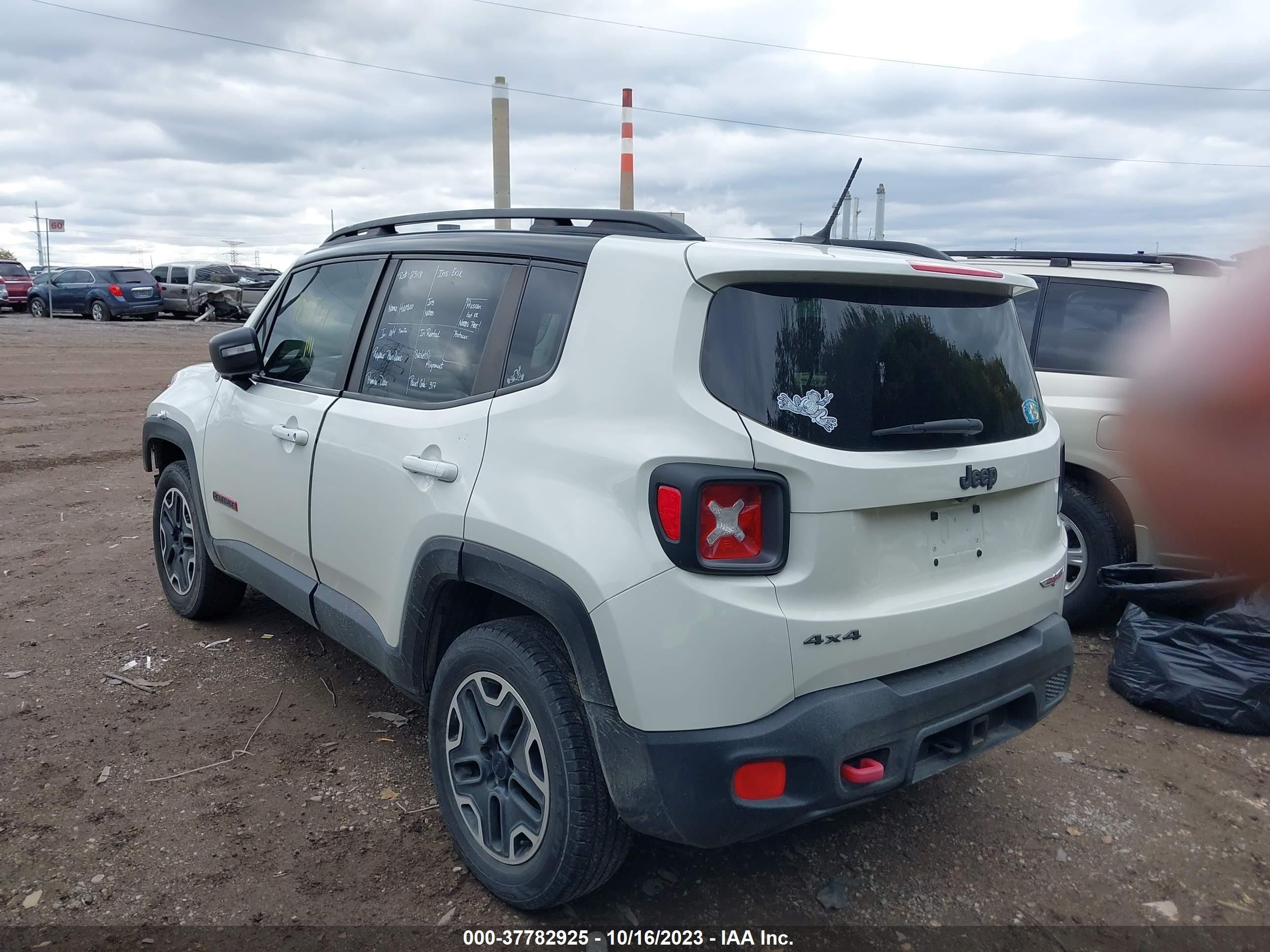 Photo 2 VIN: ZACCJBCTXGPC58364 - JEEP RENEGADE 