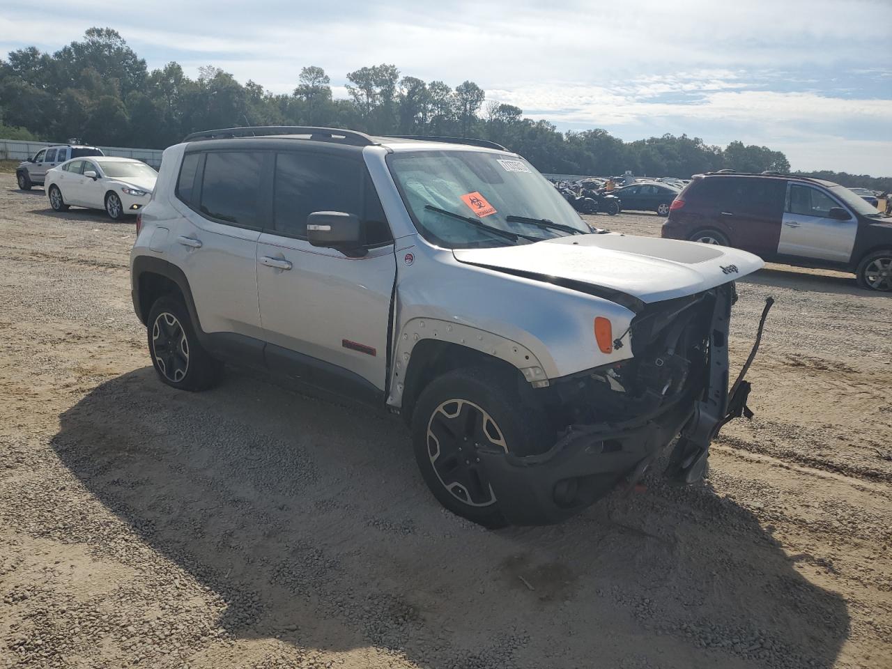 Photo 3 VIN: ZACCJBCTXGPD92176 - JEEP RENEGADE 