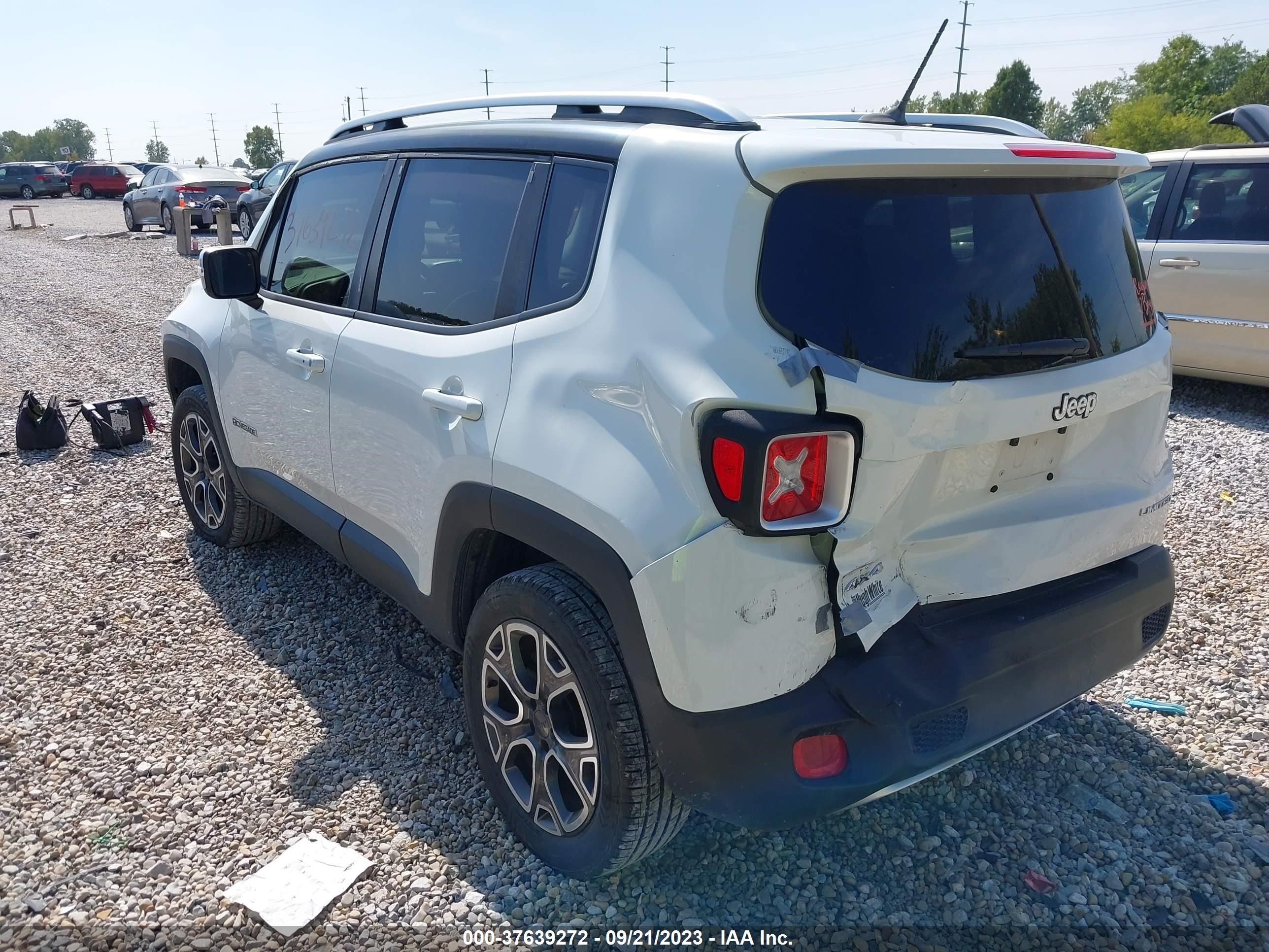 Photo 2 VIN: ZACCJBDT2GPD21990 - JEEP RENEGADE 