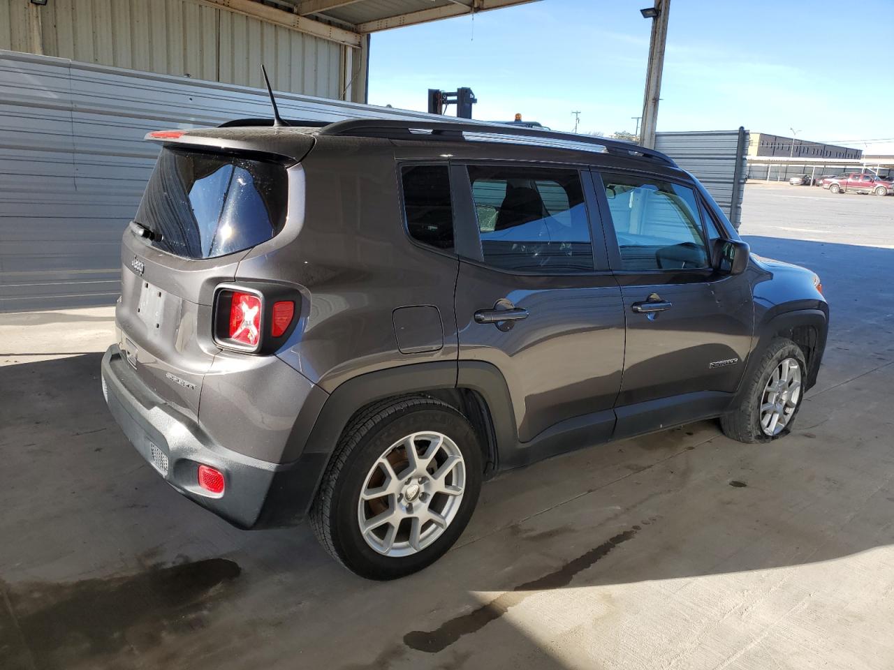 Photo 2 VIN: ZACNJAAB0KPK86032 - JEEP RENEGADE 