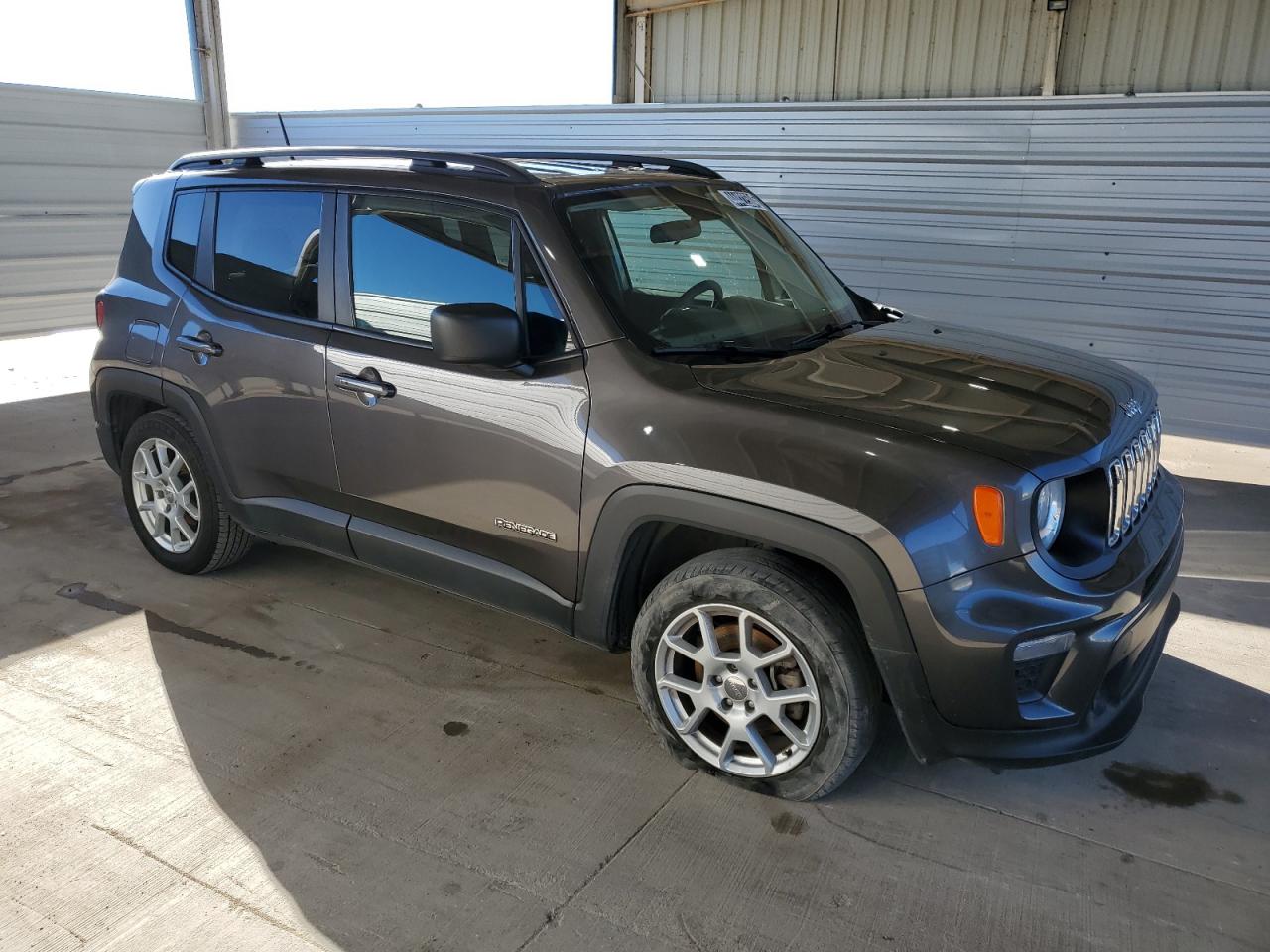 Photo 3 VIN: ZACNJAAB0KPK86032 - JEEP RENEGADE 