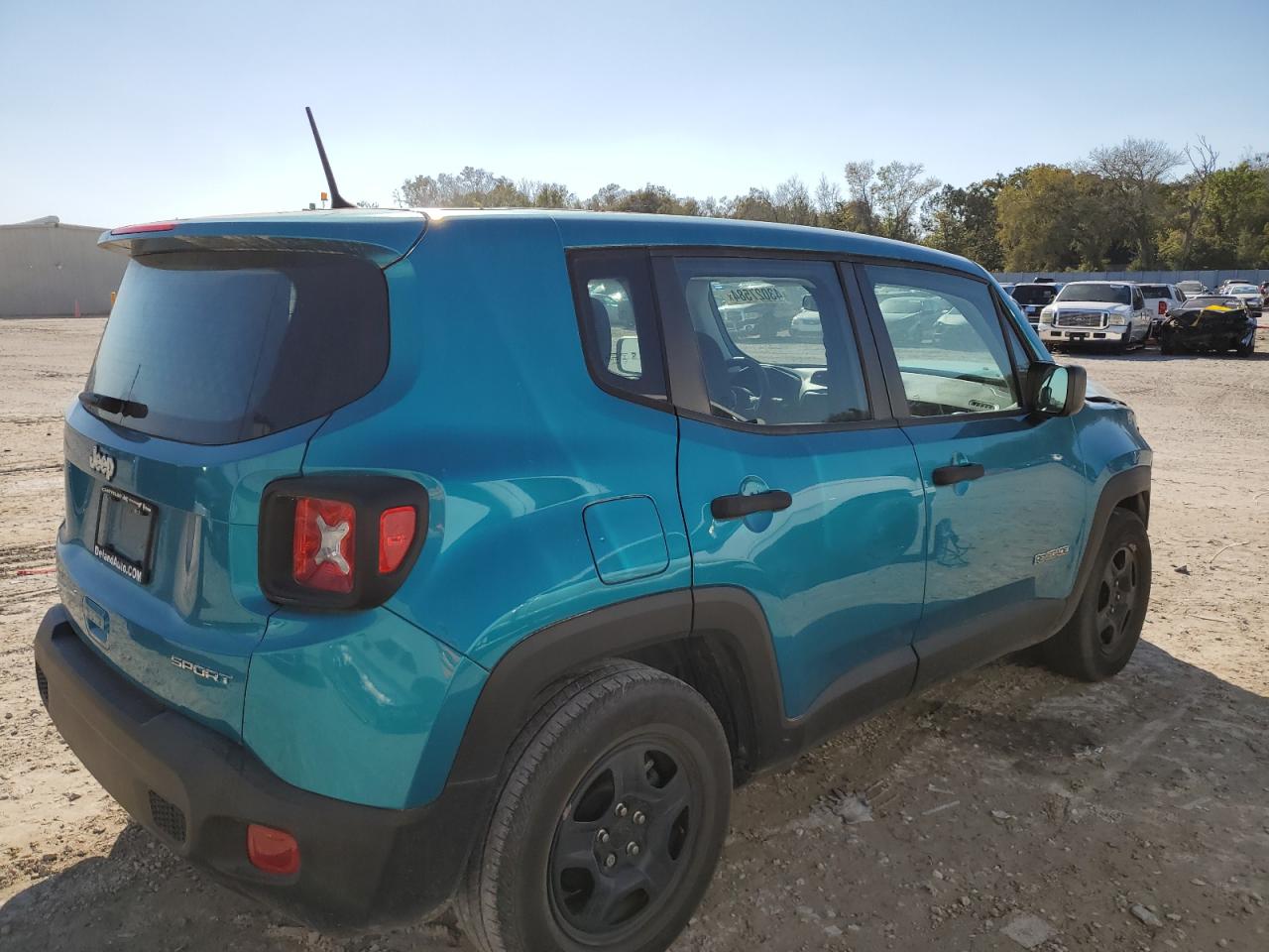 Photo 2 VIN: ZACNJAAB1LPL27611 - JEEP RENEGADE 