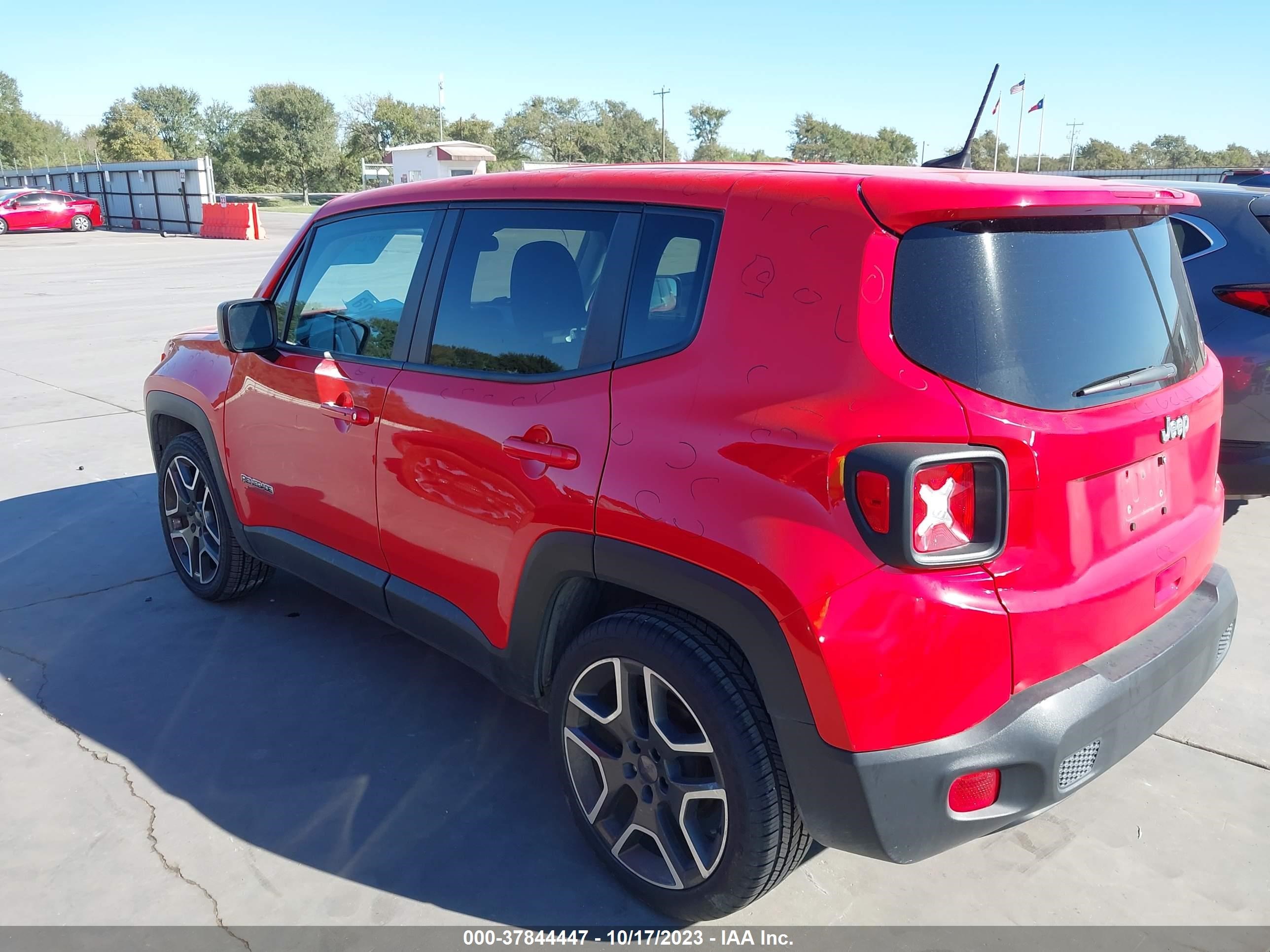 Photo 2 VIN: ZACNJAAB7LPL82614 - JEEP RENEGADE 