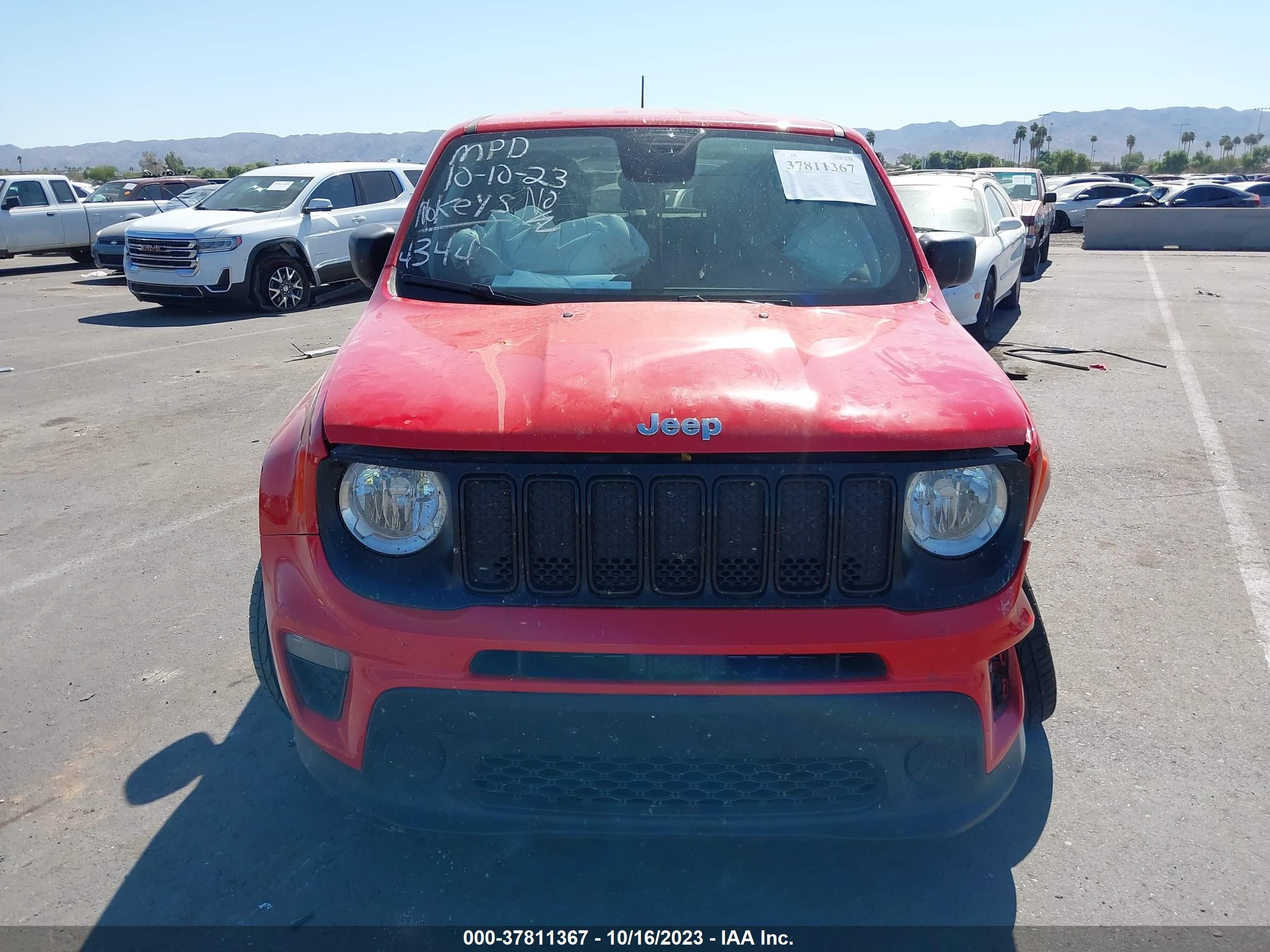 Photo 11 VIN: ZACNJAAB9LPL94344 - JEEP RENEGADE 