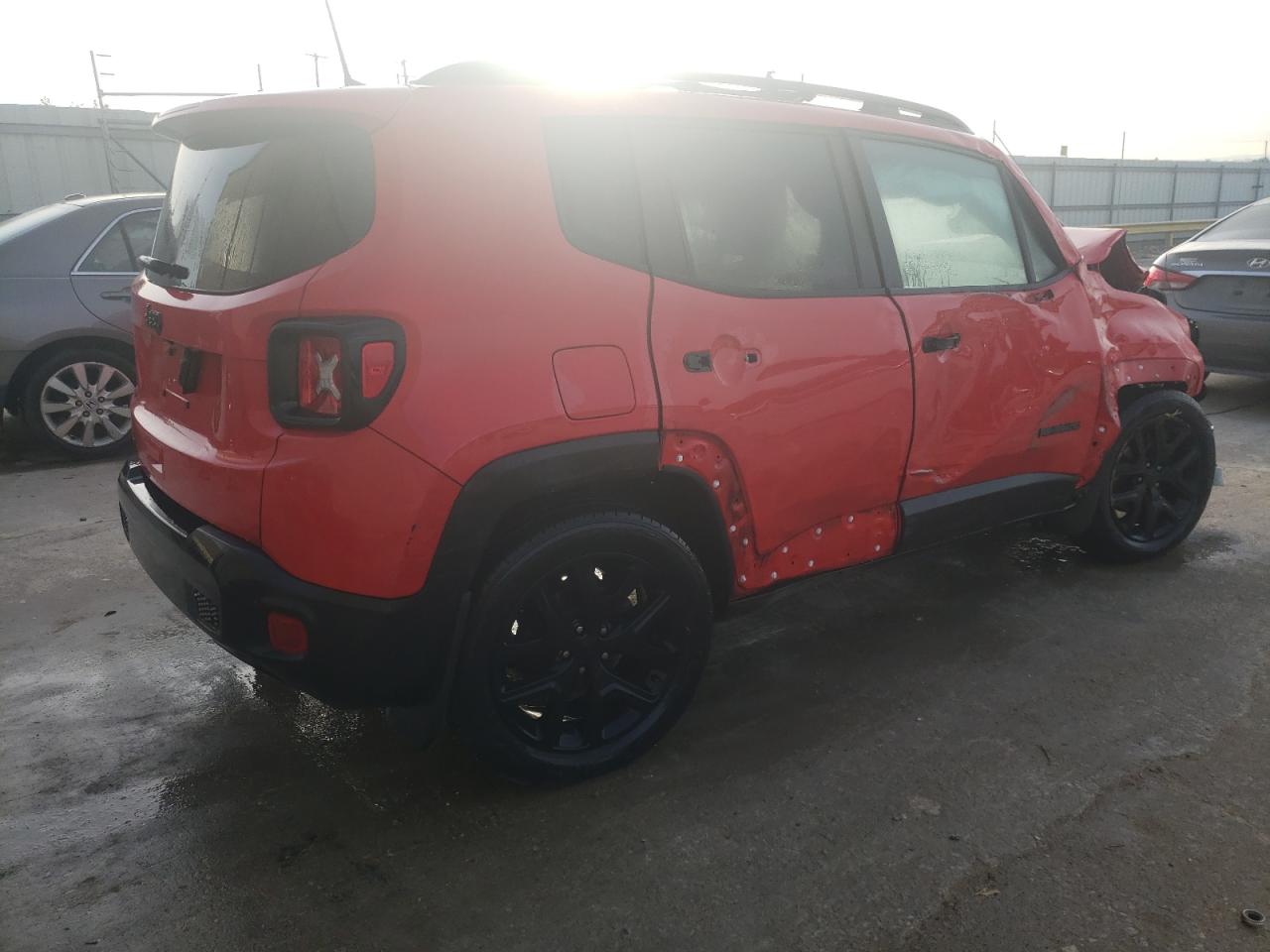 Photo 2 VIN: ZACNJABB0KPJ85524 - JEEP RENEGADE 