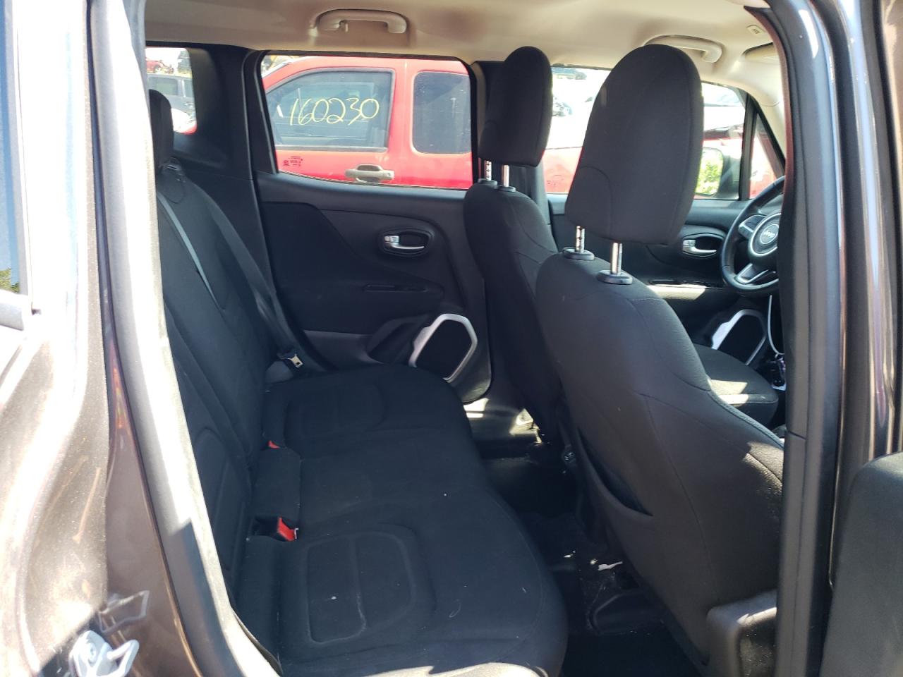 Photo 10 VIN: ZACNJABB1KPK06638 - JEEP RENEGADE 