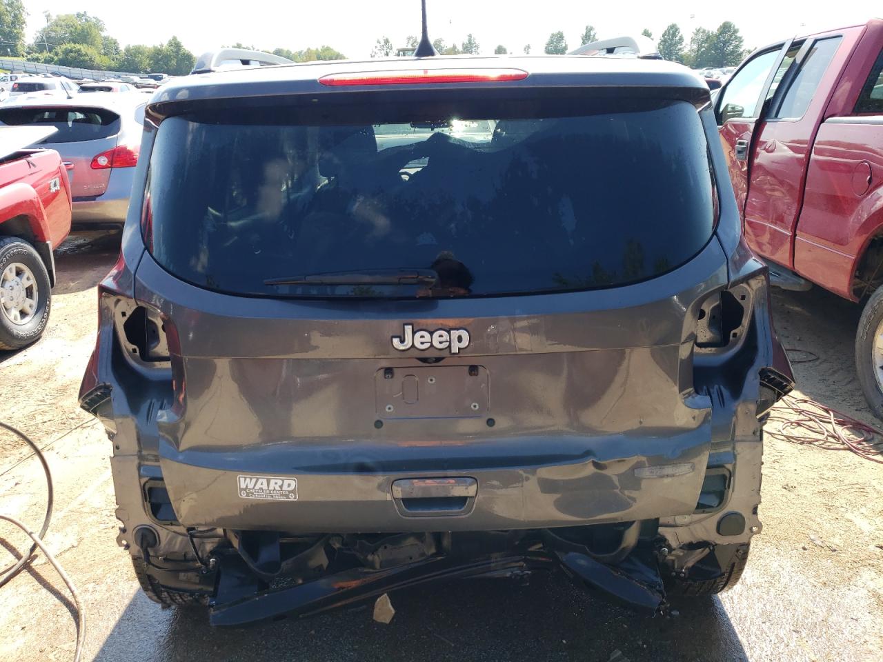 Photo 5 VIN: ZACNJABB1KPK06638 - JEEP RENEGADE 