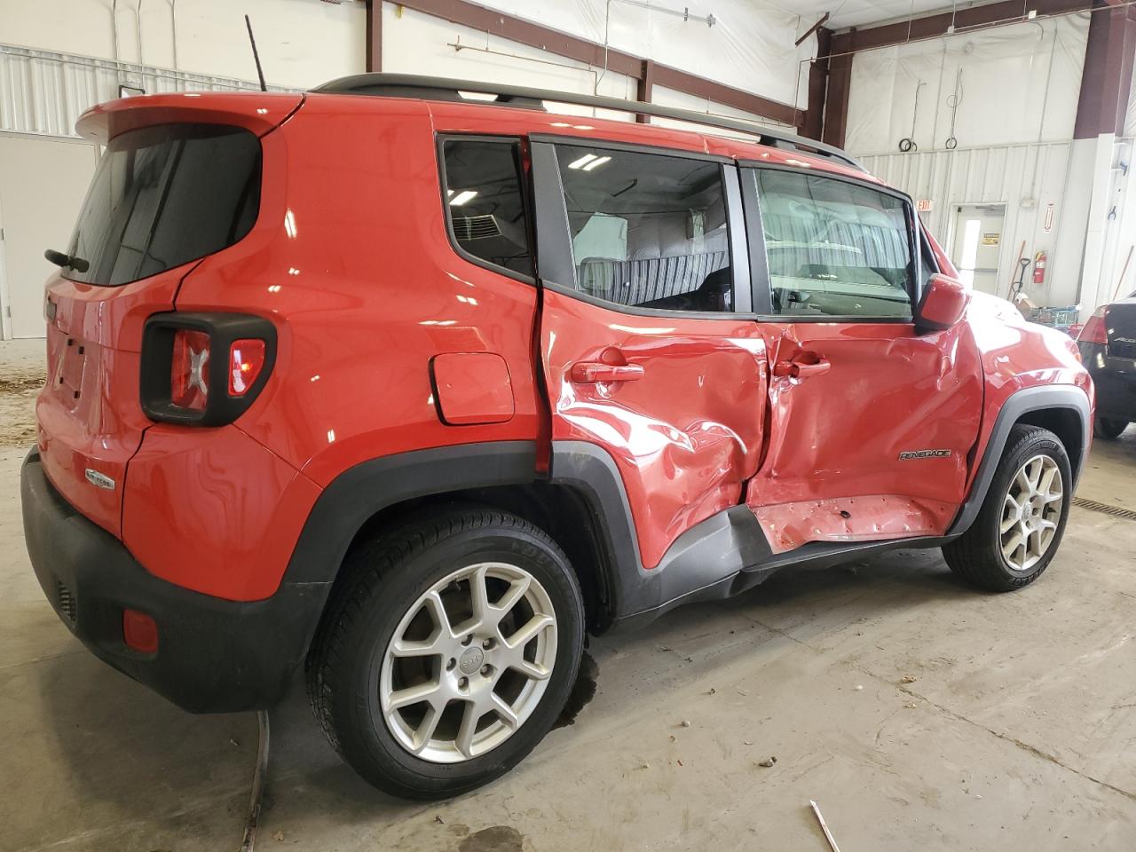 Photo 2 VIN: ZACNJABB2KPJ76727 - JEEP RENEGADE 