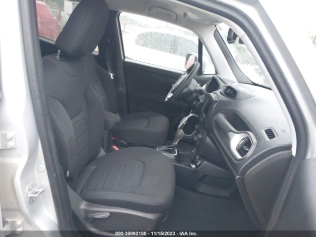 Photo 4 VIN: ZACNJABB5KPK02866 - JEEP RENEGADE 