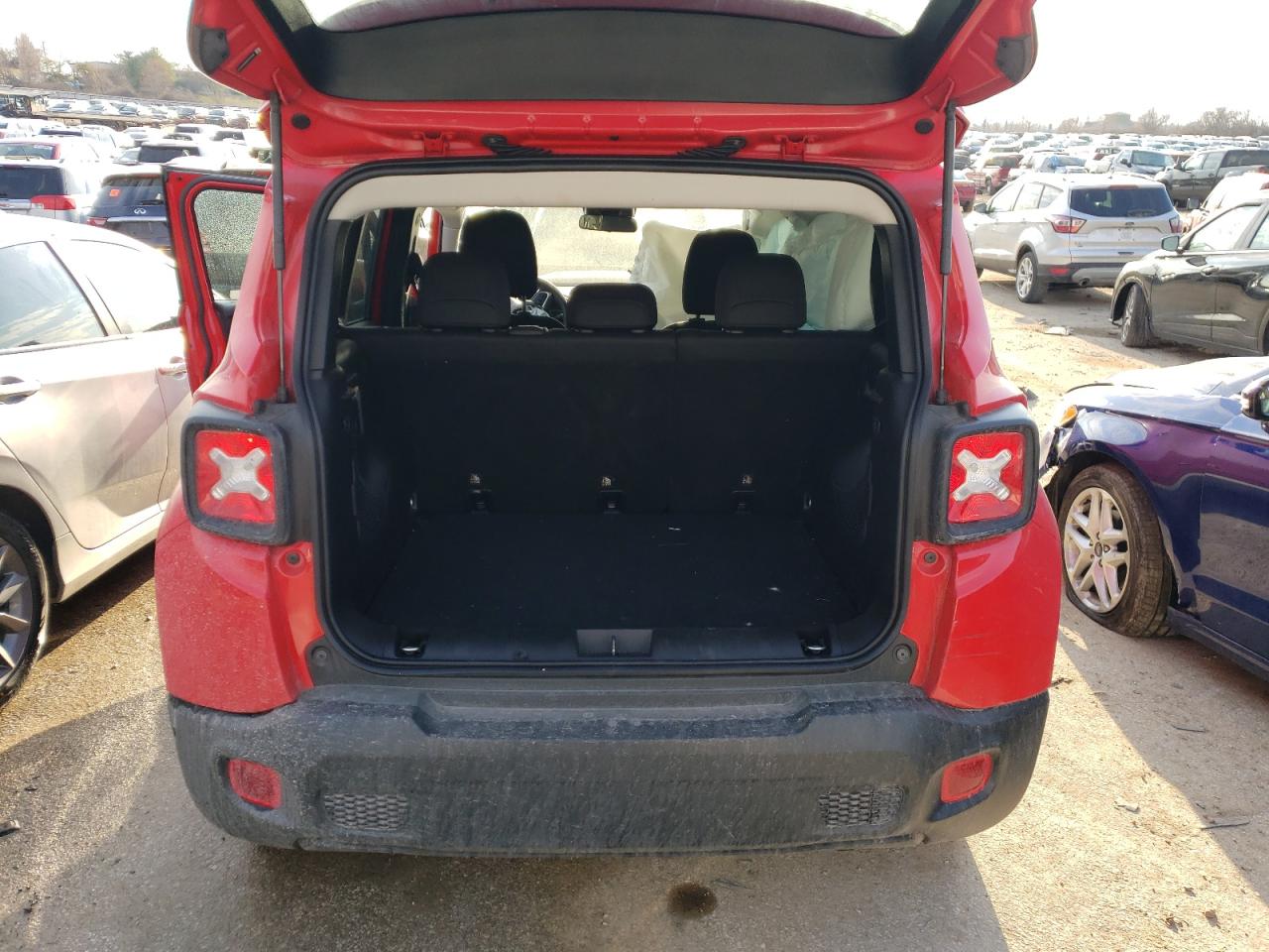 Photo 5 VIN: ZACNJABB5KPK30103 - JEEP RENEGADE 