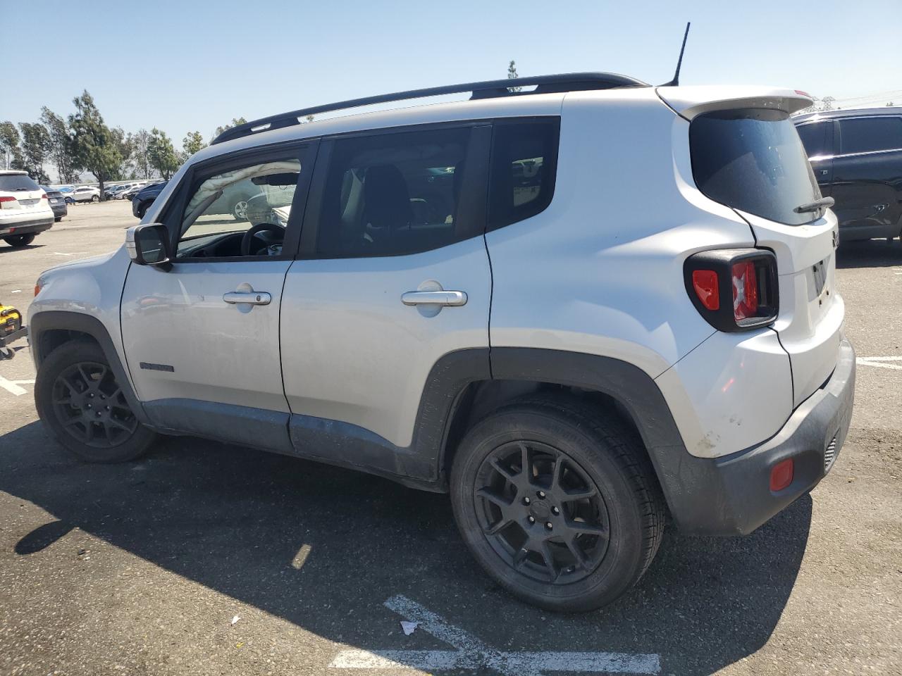 Photo 1 VIN: ZACNJABB5KPK91905 - JEEP RENEGADE 