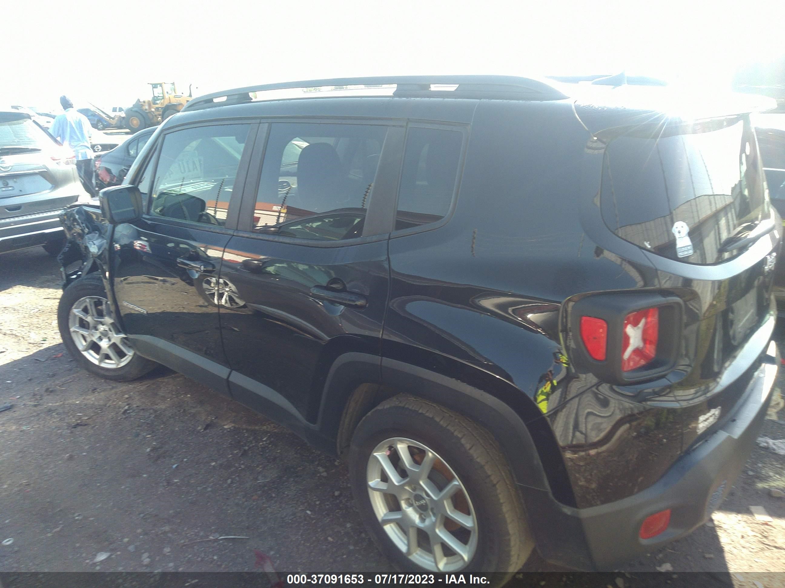 Photo 13 VIN: ZACNJABB8KPJ75310 - JEEP RENEGADE 