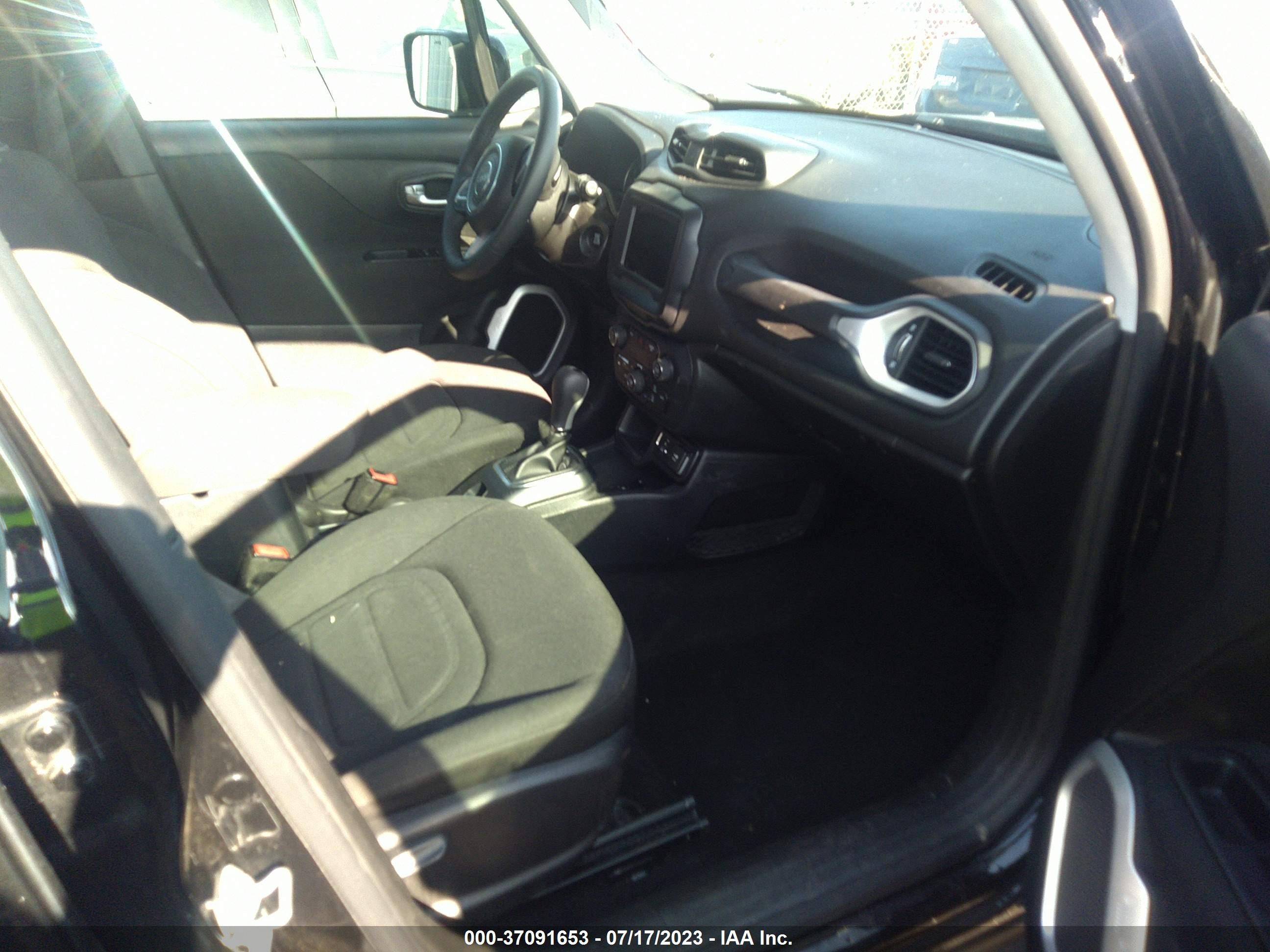 Photo 4 VIN: ZACNJABB8KPJ75310 - JEEP RENEGADE 