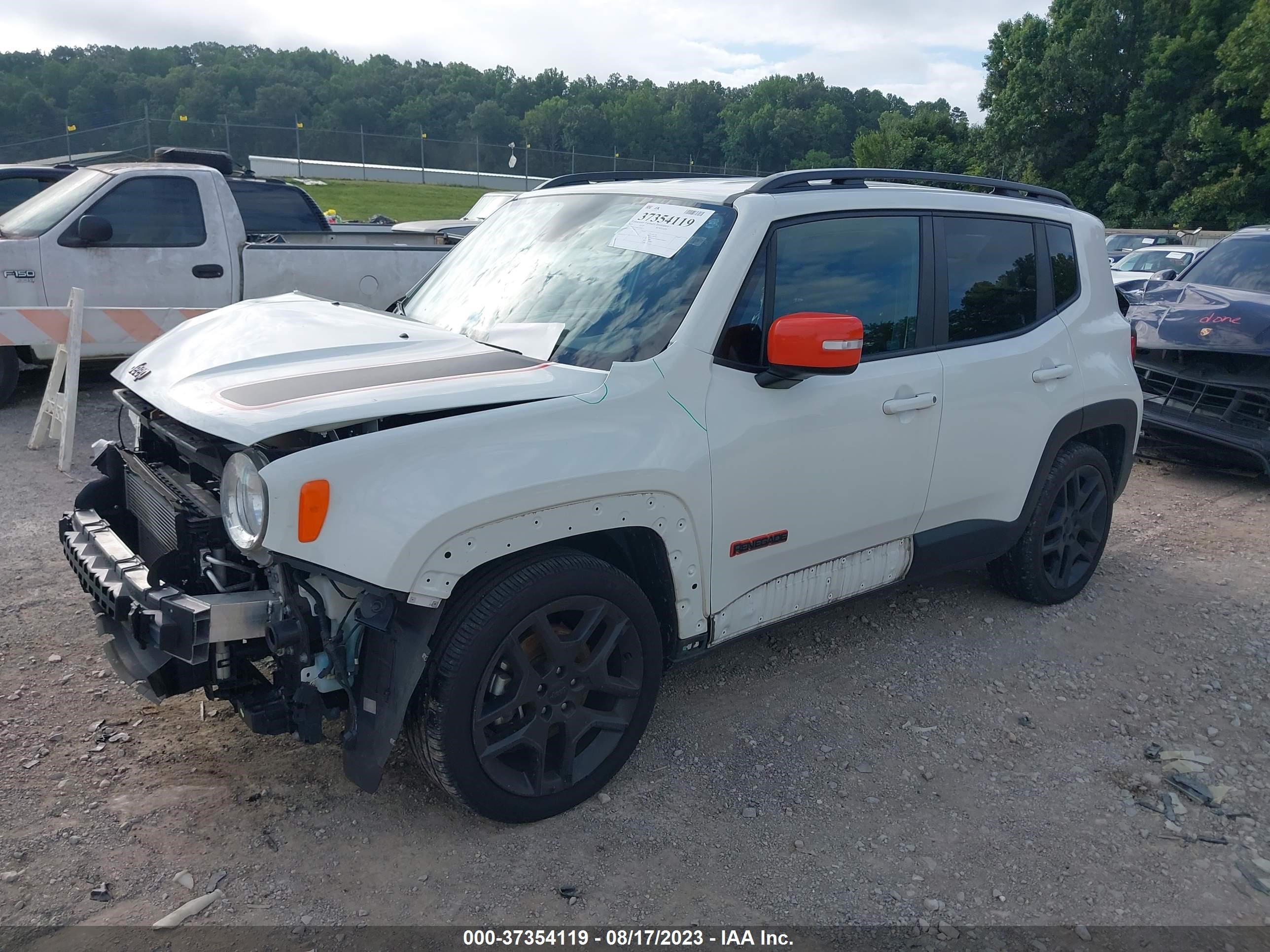 Photo 1 VIN: ZACNJABB9LPL80331 - JEEP RENEGADE 