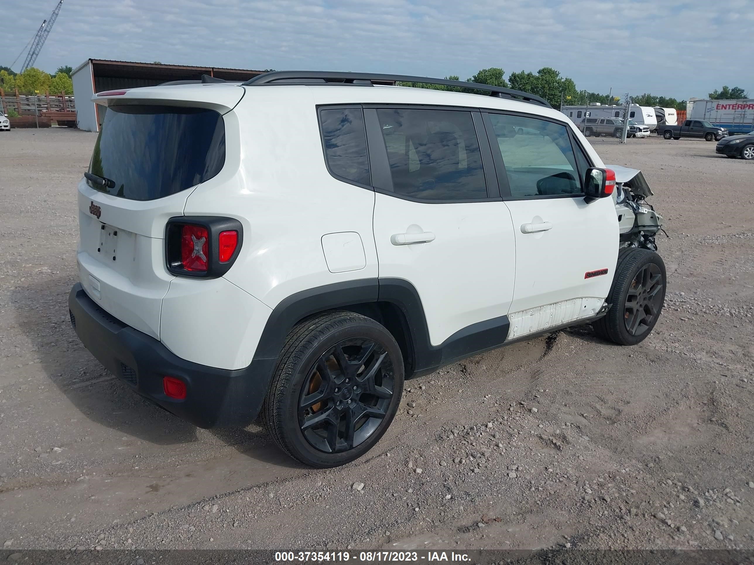 Photo 3 VIN: ZACNJABB9LPL80331 - JEEP RENEGADE 