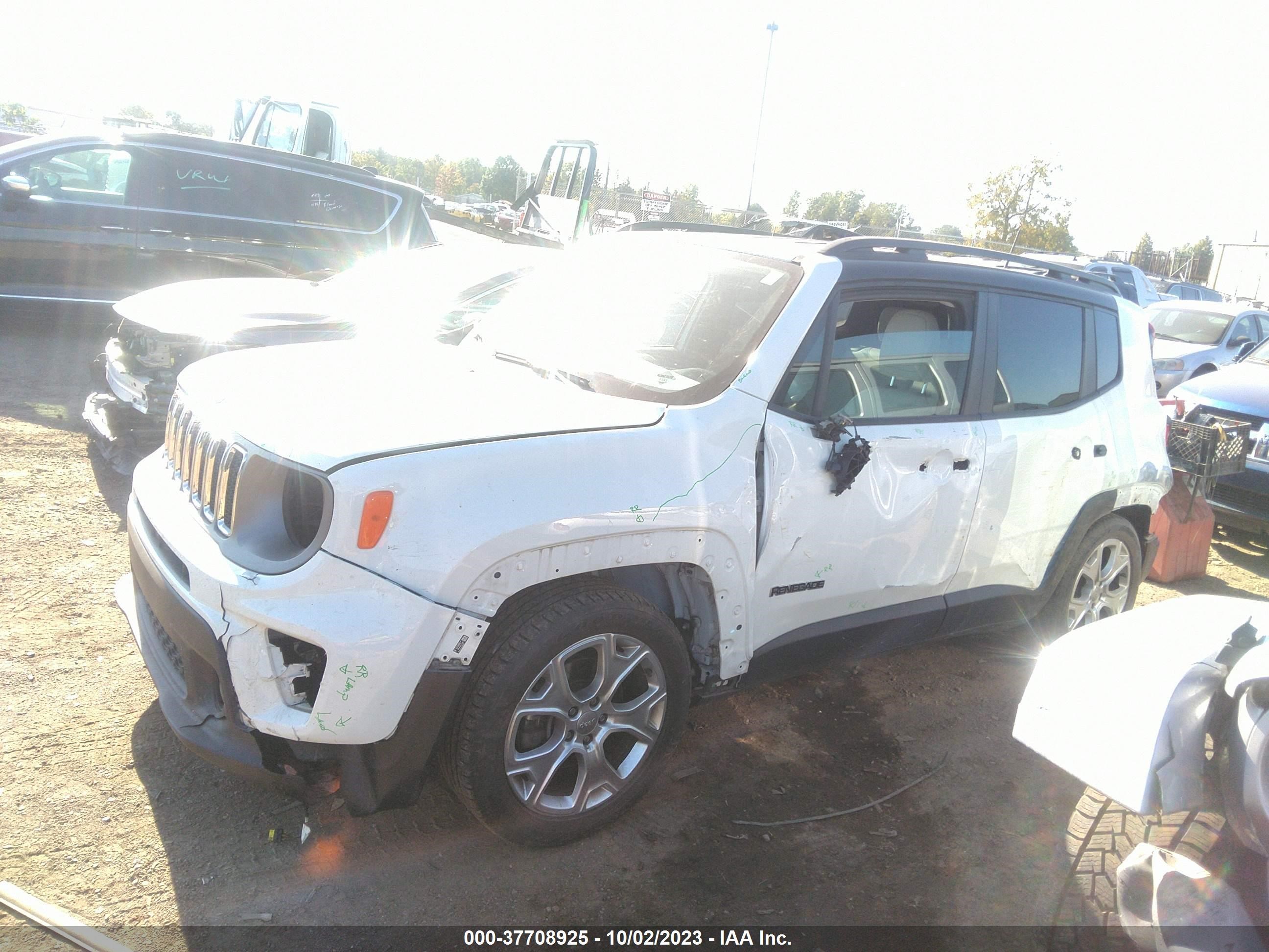 Photo 13 VIN: ZACNJAD11LPL19124 - JEEP RENEGADE 