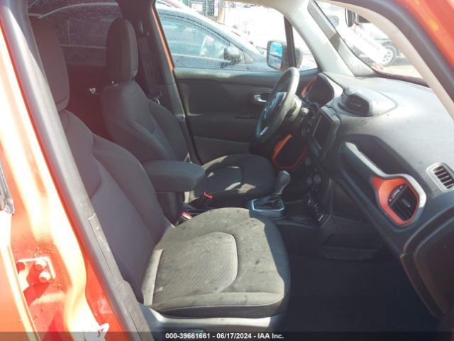 Photo 4 VIN: ZACNJBAB1KPK23687 - JEEP RENEGADE 